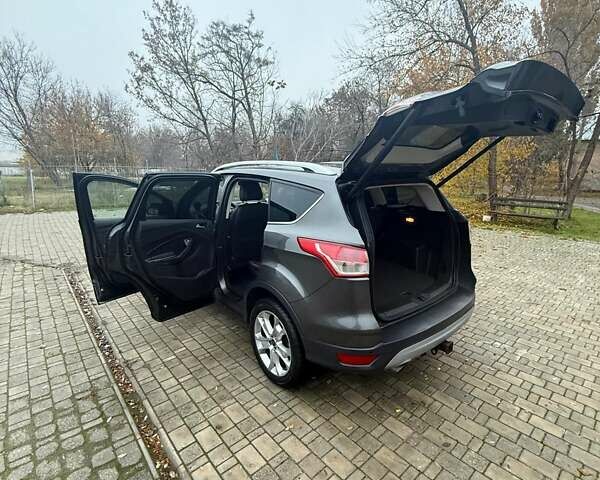 Серый Форд Эскейп, объемом двигателя 2 л и пробегом 125 тыс. км за 12000 $, фото 27 на Automoto.ua