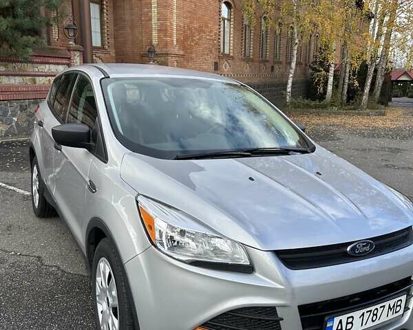 Форд Эскейп 2015 в Виннице на Automoto.ua Серый Форд Эскейп, объемом двигателя 2.5 л и пробегом 39 тыс. км за 13850 $, фото 1 на Automoto.ua