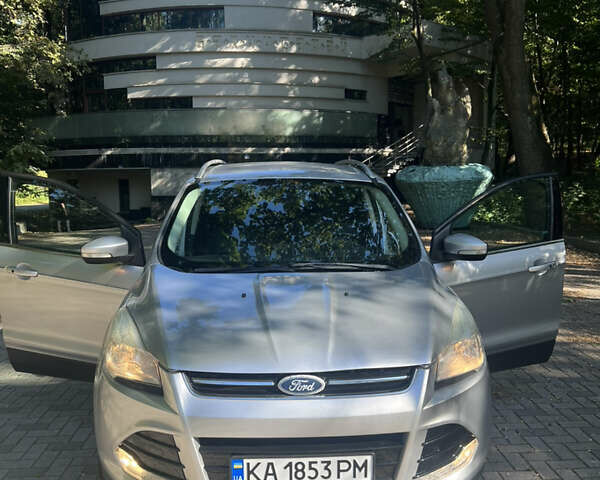 Серый Форд Эскейп, объемом двигателя 2 л и пробегом 170 тыс. км за 12900 $, фото 2 на Automoto.ua