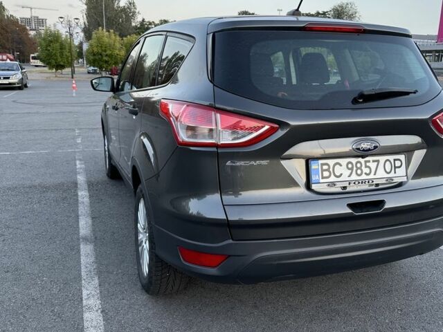 Серый Форд Эскейп, объемом двигателя 2.5 л и пробегом 100 тыс. км за 11000 $, фото 1 на Automoto.ua