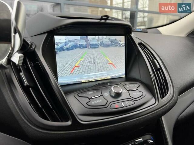 Сірий Форд Ескейп, об'ємом двигуна 2 л та пробігом 179 тис. км за 11800 $, фото 18 на Automoto.ua