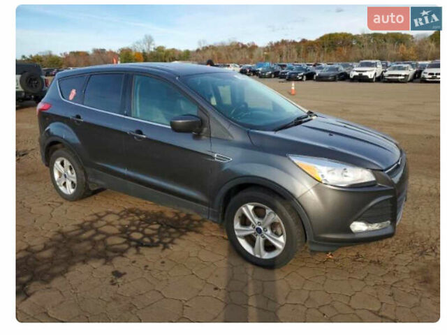 Серый Форд Эскейп, объемом двигателя 1.6 л и пробегом 180 тыс. км за 10000 $, фото 5 на Automoto.ua