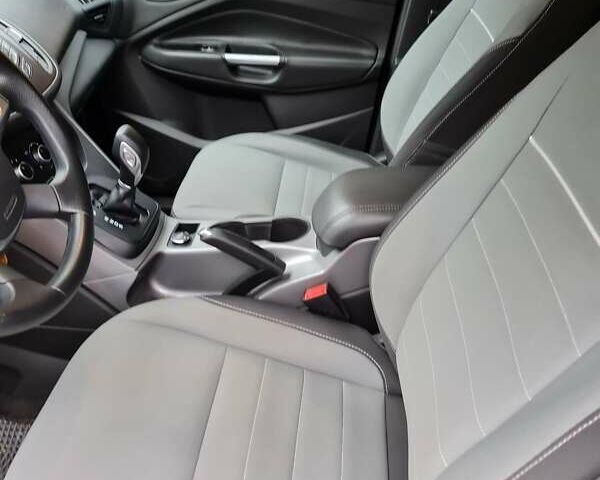 Серый Форд Эскейп, объемом двигателя 2.49 л и пробегом 117 тыс. км за 11900 $, фото 12 на Automoto.ua