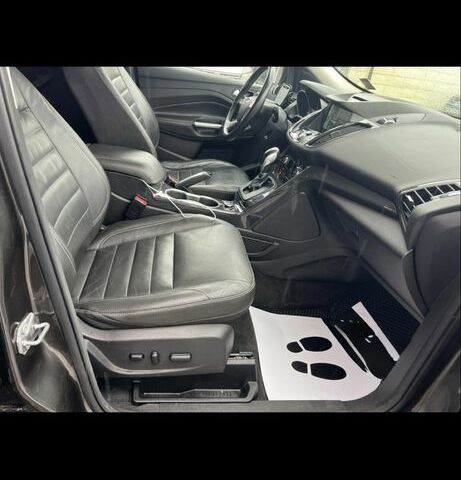 Сірий Форд Ескейп, об'ємом двигуна 2 л та пробігом 149 тис. км за 12400 $, фото 1 на Automoto.ua