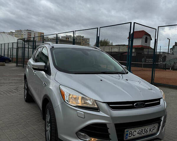 Сірий Форд Ескейп, об'ємом двигуна 2 л та пробігом 151 тис. км за 12200 $, фото 2 на Automoto.ua