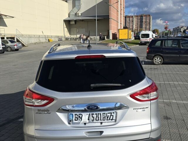 Форд Эскейп 2015 в Львове на Automoto.ua Серый Форд Эскейп, объемом двигателя 2 л и пробегом 124 тыс. км за 14000 $, фото 3 на Automoto.ua