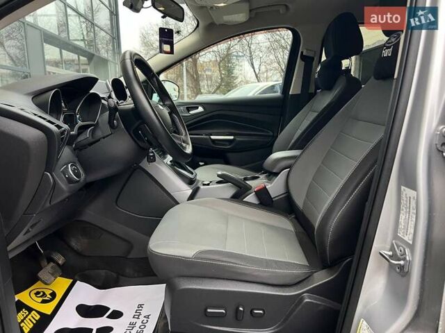 Сірий Форд Ескейп, об'ємом двигуна 2 л та пробігом 179 тис. км за 11800 $, фото 8 на Automoto.ua