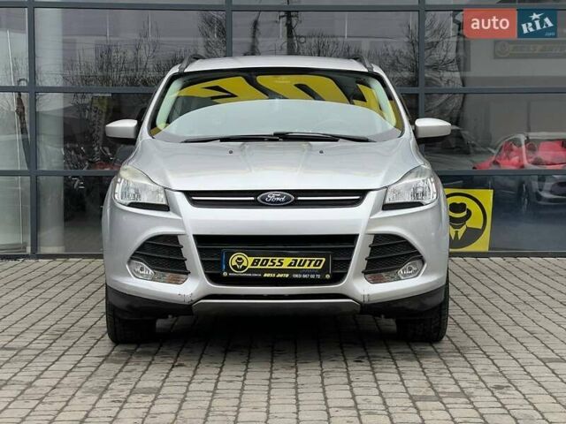 Сірий Форд Ескейп, об'ємом двигуна 2 л та пробігом 179 тис. км за 11800 $, фото 2 на Automoto.ua