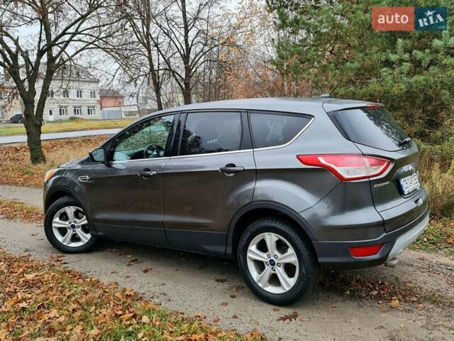 Серый Форд Эскейп, объемом двигателя 2.49 л и пробегом 117 тыс. км за 11900 $, фото 6 на Automoto.ua