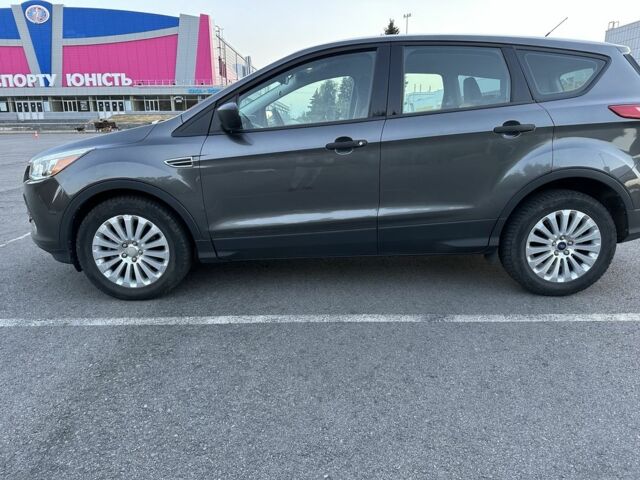 Серый Форд Эскейп, объемом двигателя 2.5 л и пробегом 100 тыс. км за 11000 $, фото 3 на Automoto.ua