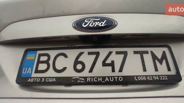 Серый Форд Эскейп, объемом двигателя 2.5 л и пробегом 179 тыс. км за 11500 $, фото 7 на Automoto.ua