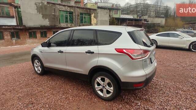Серый Форд Эскейп, объемом двигателя 2.5 л и пробегом 179 тыс. км за 11500 $, фото 16 на Automoto.ua
