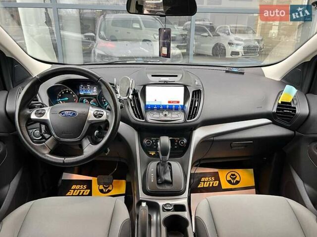 Сірий Форд Ескейп, об'ємом двигуна 2 л та пробігом 179 тис. км за 11800 $, фото 11 на Automoto.ua