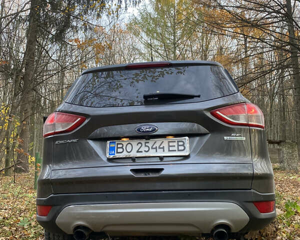 Серый Форд Эскейп, объемом двигателя 2 л и пробегом 309 тыс. км за 11000 $, фото 7 на Automoto.ua