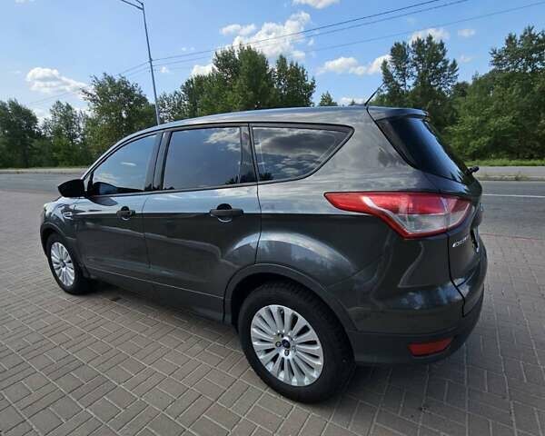 Сірий Форд Ескейп, об'ємом двигуна 2.5 л та пробігом 220 тис. км за 11000 $, фото 3 на Automoto.ua