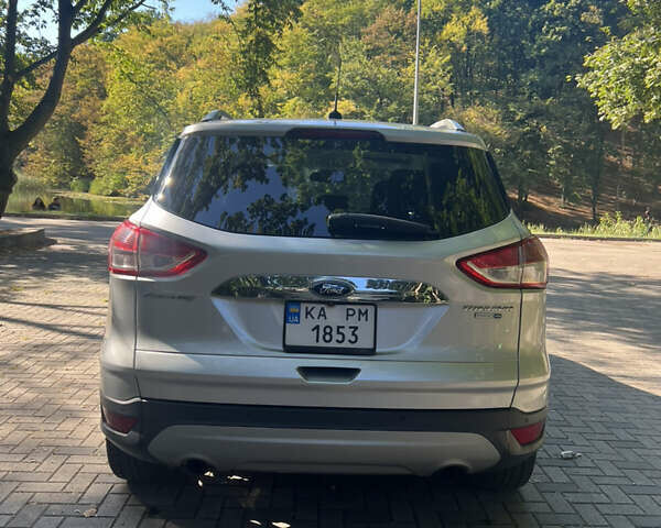 Серый Форд Эскейп, объемом двигателя 2 л и пробегом 170 тыс. км за 12900 $, фото 9 на Automoto.ua