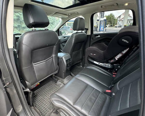 Форд Эскейп 2015 в Ивано-Франковске на Automoto.ua Серый Форд Эскейп, объемом двигателя 2 л и пробегом 252 тыс. км за 11800 $, фото 14 на Automoto.ua