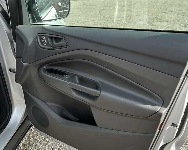 Форд Эскейп 2015 в Виннице на Automoto.ua Серый Форд Эскейп, объемом двигателя 2.5 л и пробегом 39 тыс. км за 13850 $, фото 21 на Automoto.ua