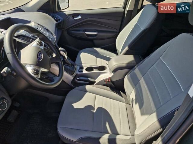 Серый Форд Эскейп, объемом двигателя 1.6 л и пробегом 127 тыс. км за 8300 $, фото 8 на Automoto.ua