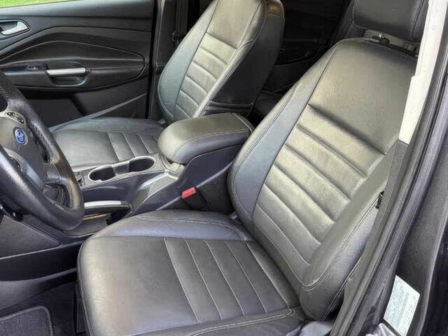 Серый Форд Эскейп, объемом двигателя 1.6 л и пробегом 77 тыс. км за 6000 $, фото 6 на Automoto.ua