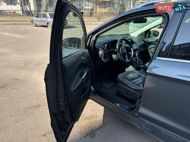 Серый Форд Эскейп, объемом двигателя 2 л и пробегом 200 тыс. км за 12500 $, фото 8 на Automoto.ua