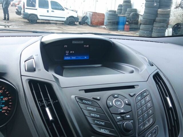 Серый Форд Эскейп, объемом двигателя 2 л и пробегом 208 тыс. км за 11800 $, фото 6 на Automoto.ua