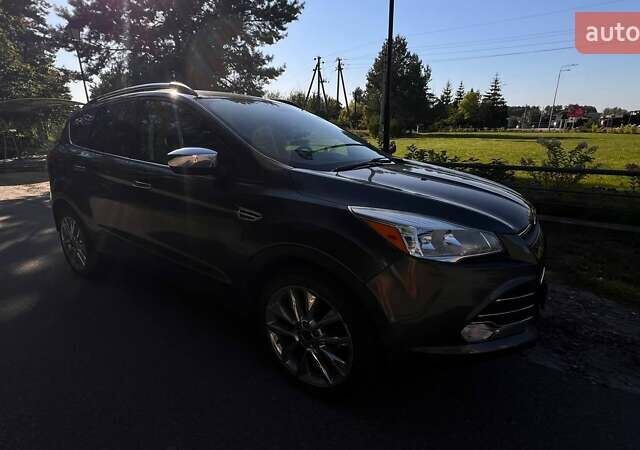 Серый Форд Эскейп, объемом двигателя 1.6 л и пробегом 142 тыс. км за 11500 $, фото 1 на Automoto.ua