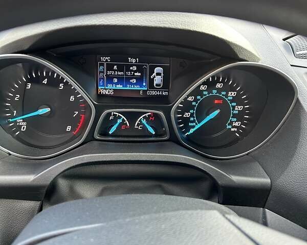 Форд Эскейп 2015 в Виннице на Automoto.ua Серый Форд Эскейп, объемом двигателя 2.5 л и пробегом 39 тыс. км за 13850 $, фото 12 на Automoto.ua