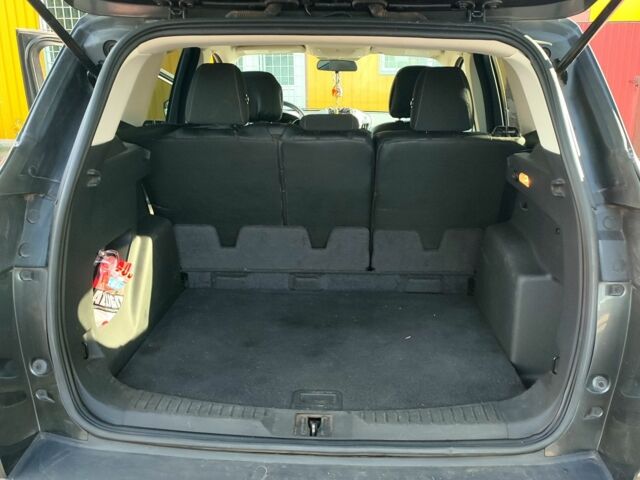 Сірий Форд Ескейп, об'ємом двигуна 0 л та пробігом 92 тис. км за 13000 $, фото 2 на Automoto.ua