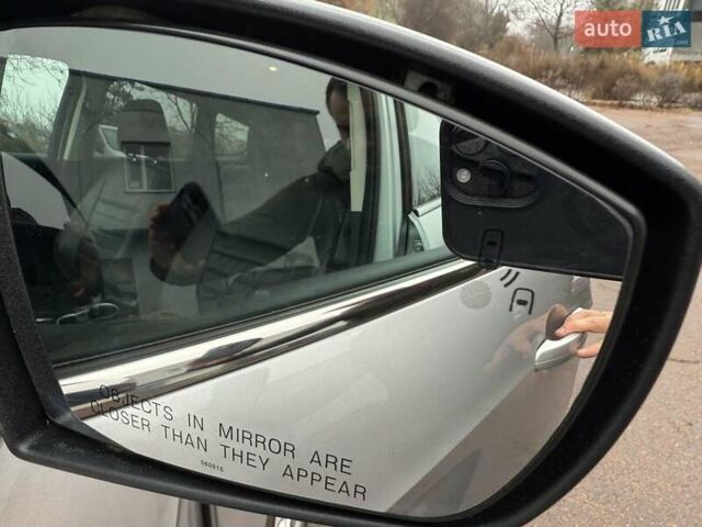 Серый Форд Эскейп, объемом двигателя 2 л и пробегом 150 тыс. км за 12800 $, фото 17 на Automoto.ua