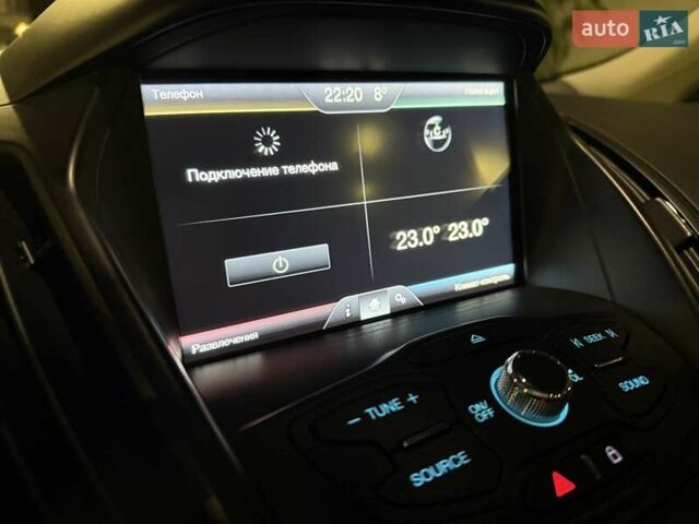 Форд Эскейп 2015 в Киеве на Automoto.ua Серый Форд Эскейп, объемом двигателя 2 л и пробегом 239 тыс. км за 13222 $, фото 12 на Automoto.ua