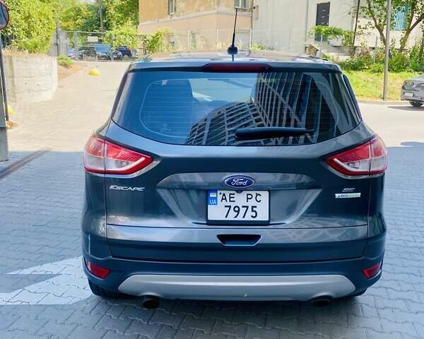 Серый Форд Эскейп, объемом двигателя 1.6 л и пробегом 71 тыс. км за 14000 $, фото 4 на Automoto.ua