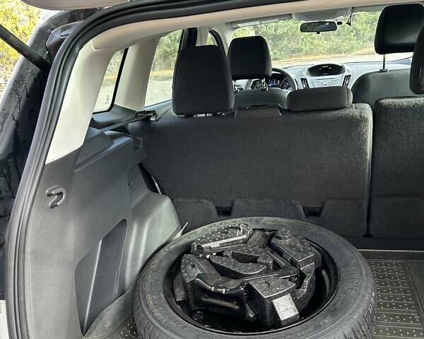 Форд Эскейп 2015 в Виннице на Automoto.ua Серый Форд Эскейп, объемом двигателя 2.5 л и пробегом 39 тыс. км за 13850 $, фото 16 на Automoto.ua