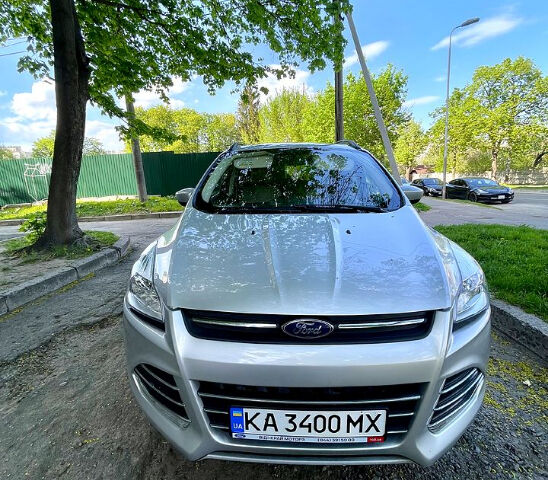 Сірий Форд Ескейп, об'ємом двигуна 2.5 л та пробігом 135 тис. км за 12000 $, фото 4 на Automoto.ua