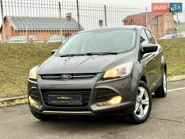 Серый Форд Эскейп, объемом двигателя 1.6 л и пробегом 130 тыс. км за 8800 $, фото 1 на Automoto.ua