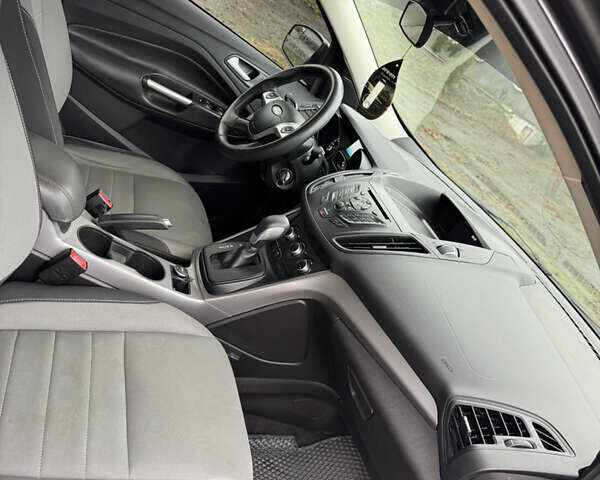 Серый Форд Эскейп, объемом двигателя 2.5 л и пробегом 165 тыс. км за 11333 $, фото 34 на Automoto.ua