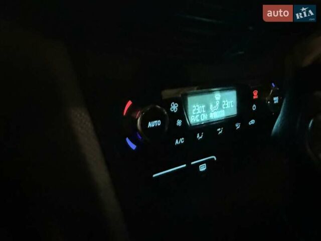 Форд Эскейп 2015 в Киеве на Automoto.ua Серый Форд Эскейп, объемом двигателя 2 л и пробегом 239 тыс. км за 13222 $, фото 10 на Automoto.ua