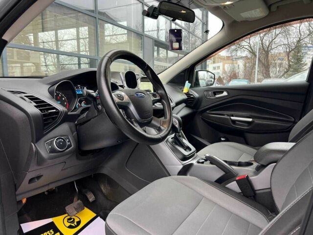 Сірий Форд Ескейп, об'ємом двигуна 2 л та пробігом 176 тис. км за 11800 $, фото 10 на Automoto.ua