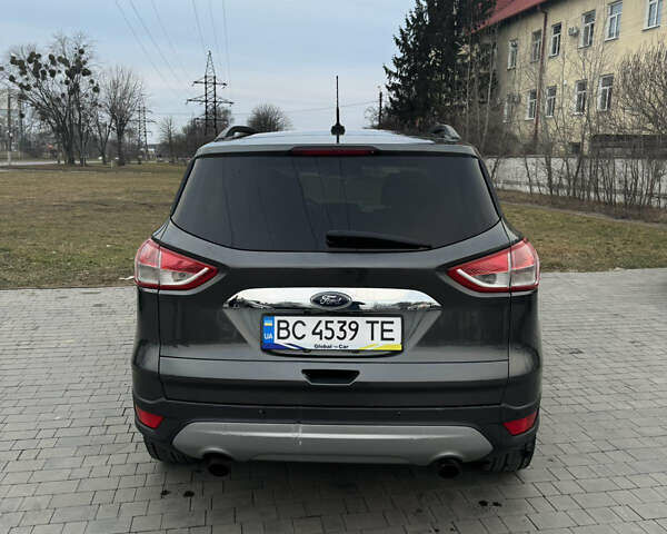 Серый Форд Эскейп, объемом двигателя 1.6 л и пробегом 208 тыс. км за 13999 $, фото 4 на Automoto.ua