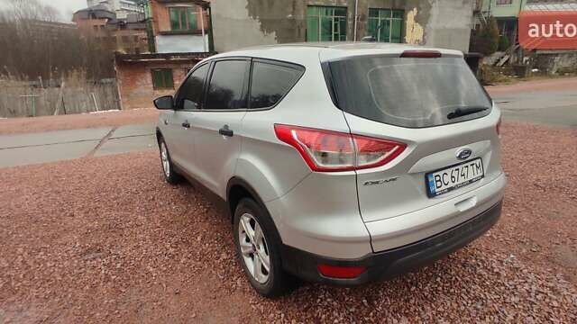 Серый Форд Эскейп, объемом двигателя 2.5 л и пробегом 179 тыс. км за 11500 $, фото 8 на Automoto.ua