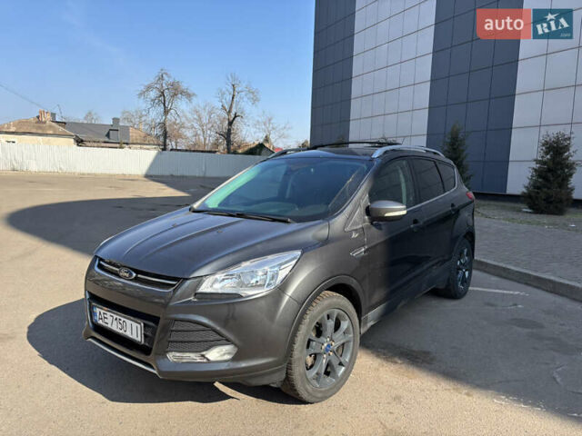 Серый Форд Эскейп, объемом двигателя 2 л и пробегом 200 тыс. км за 12500 $, фото 2 на Automoto.ua