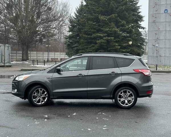 Серый Форд Эскейп, объемом двигателя 2 л и пробегом 243 тыс. км за 10500 $, фото 2 на Automoto.ua