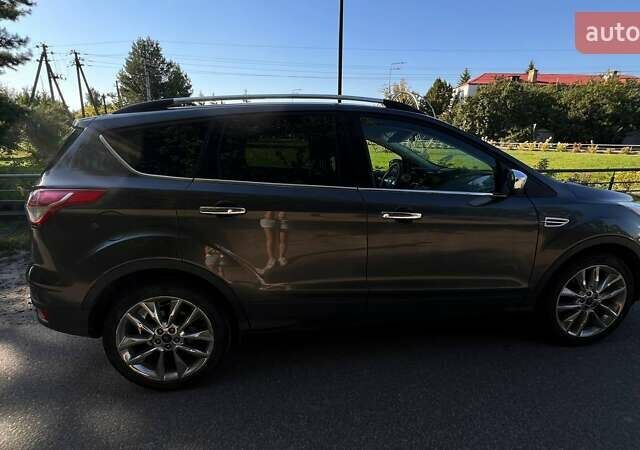 Серый Форд Эскейп, объемом двигателя 1.6 л и пробегом 142 тыс. км за 11500 $, фото 4 на Automoto.ua