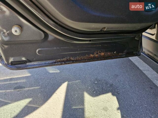 Серый Форд Эскейп, объемом двигателя 1.6 л и пробегом 127 тыс. км за 8300 $, фото 11 на Automoto.ua