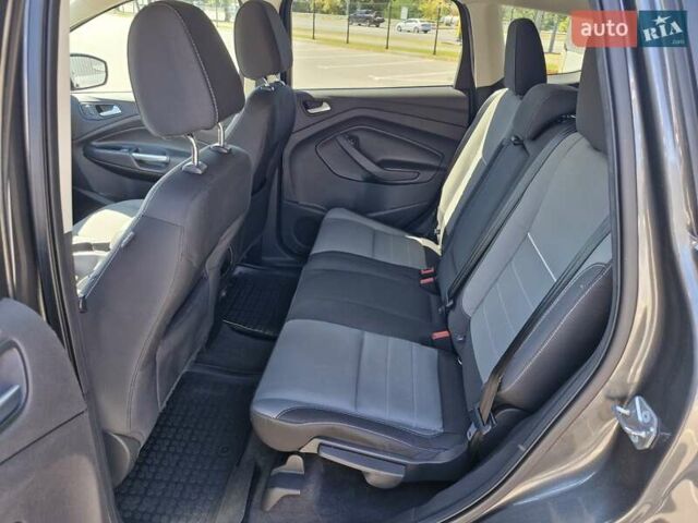 Серый Форд Эскейп, объемом двигателя 1.6 л и пробегом 127 тыс. км за 8300 $, фото 10 на Automoto.ua