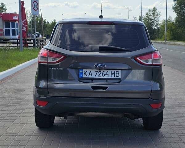 Сірий Форд Ескейп, об'ємом двигуна 2.5 л та пробігом 220 тис. км за 11000 $, фото 5 на Automoto.ua