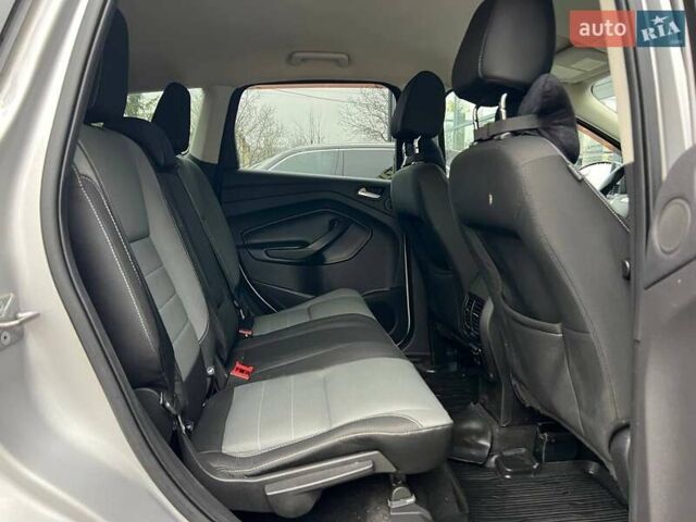 Сірий Форд Ескейп, об'ємом двигуна 2 л та пробігом 179 тис. км за 11800 $, фото 22 на Automoto.ua