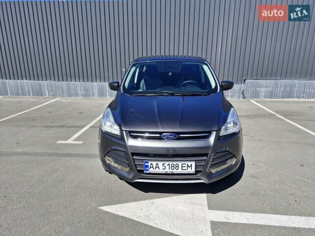 Серый Форд Эскейп, объемом двигателя 1.6 л и пробегом 127 тыс. км за 8300 $, фото 1 на Automoto.ua