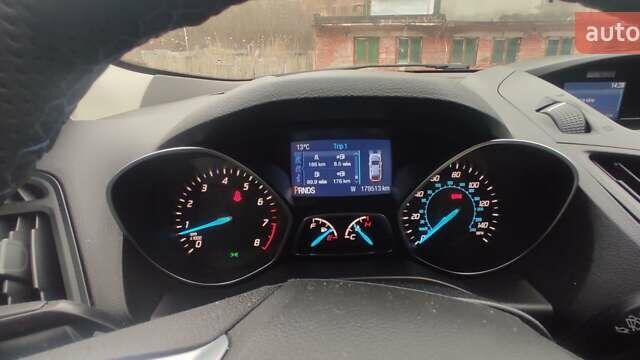 Серый Форд Эскейп, объемом двигателя 2.5 л и пробегом 179 тыс. км за 11500 $, фото 14 на Automoto.ua