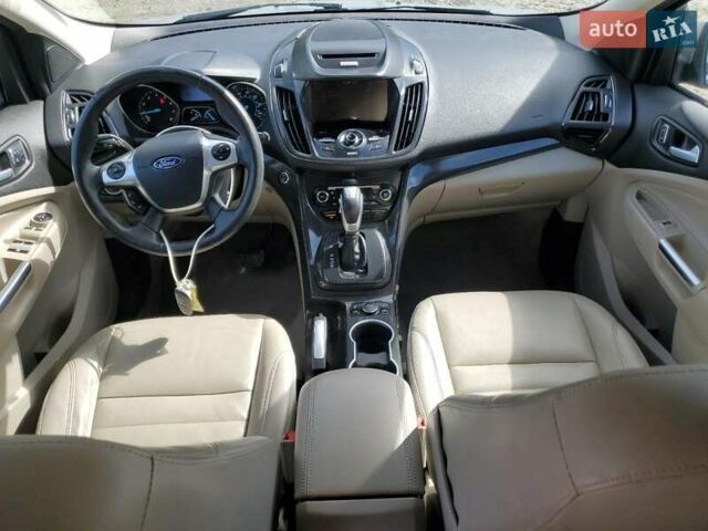Форд Эскейп 2015 в Полтаве на Automoto.ua Серый Форд Эскейп, объемом двигателя 2 л и пробегом 117 тыс. км за 1100 $, фото 7 на Automoto.ua
